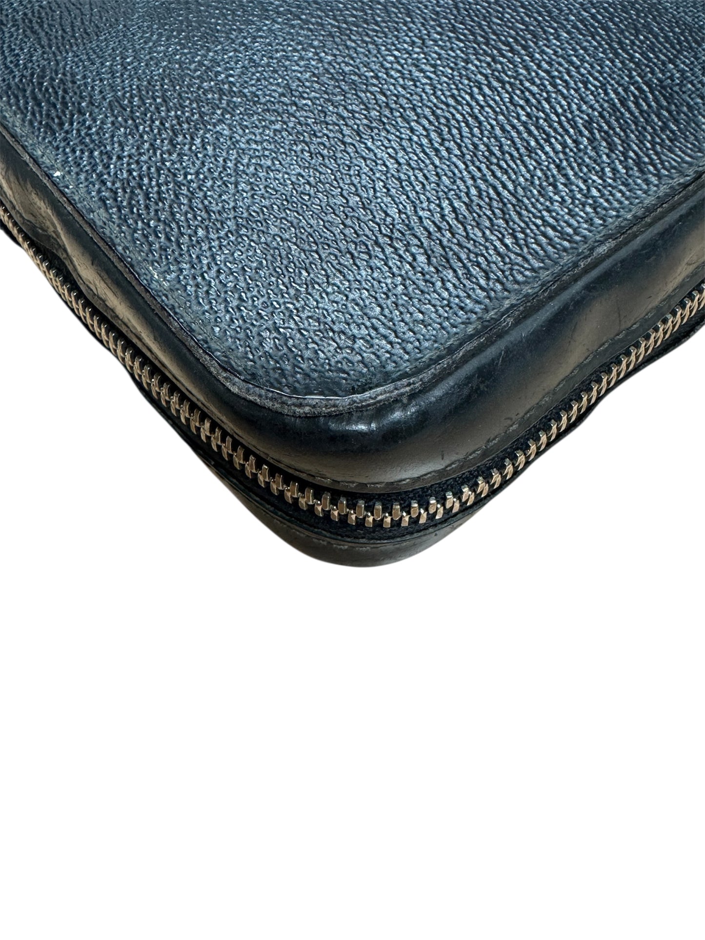 Louis Vuitton Damier Cobalt Zippy Wallet Bag