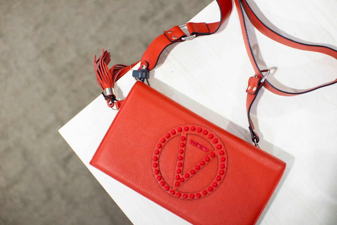 7 Tips for Finding Pre-Owned Luxury Goods