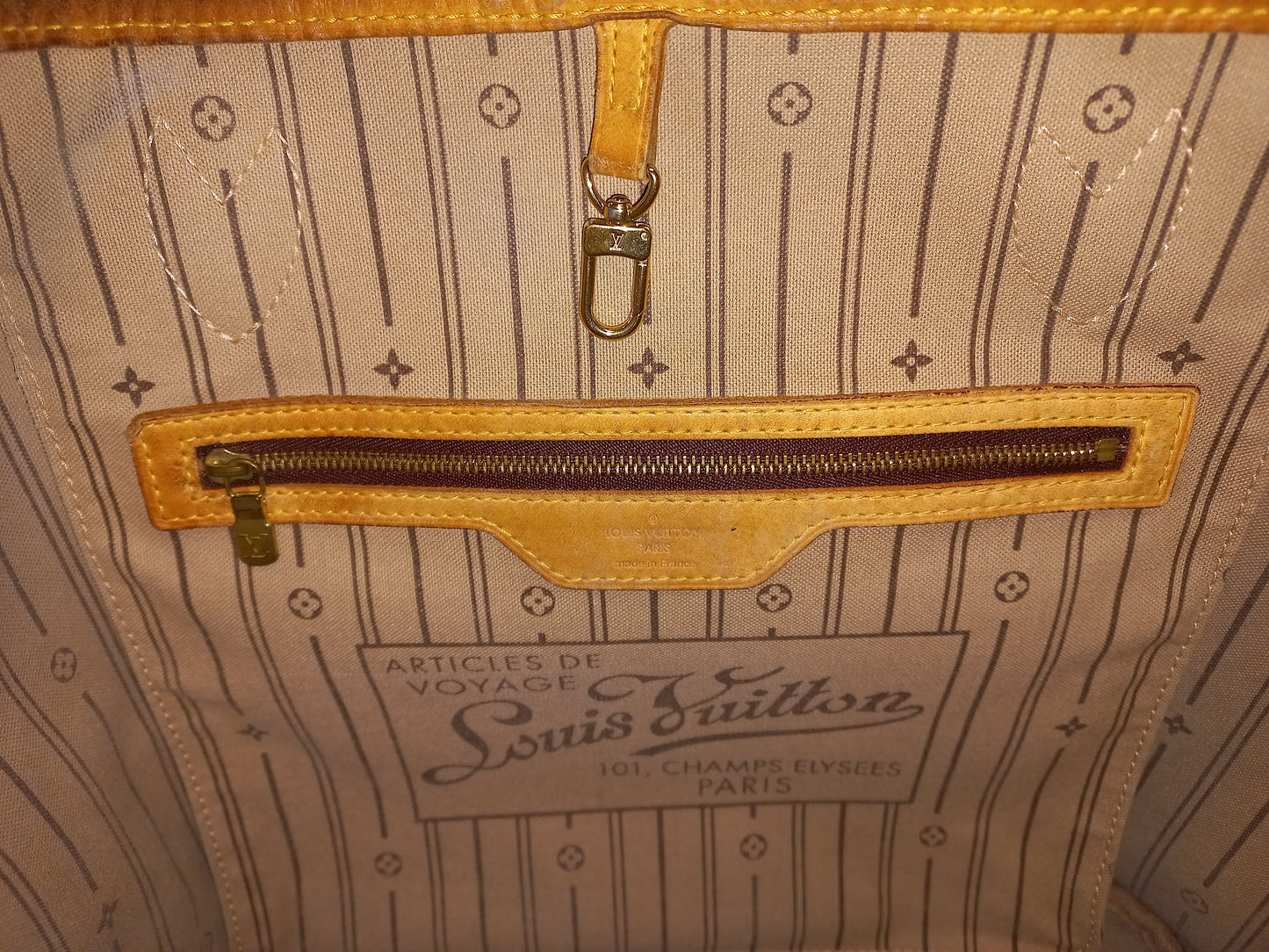 Louis Vuitton Neverfull Tote Monogram Canvas MM