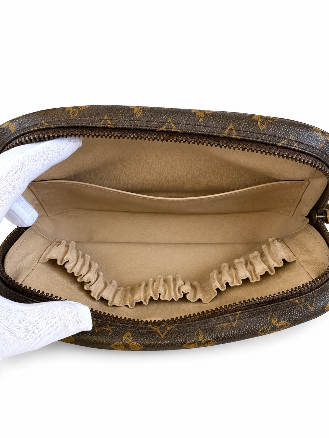 Louis Vuitton Monogram Vintage Trousse Toilette 28