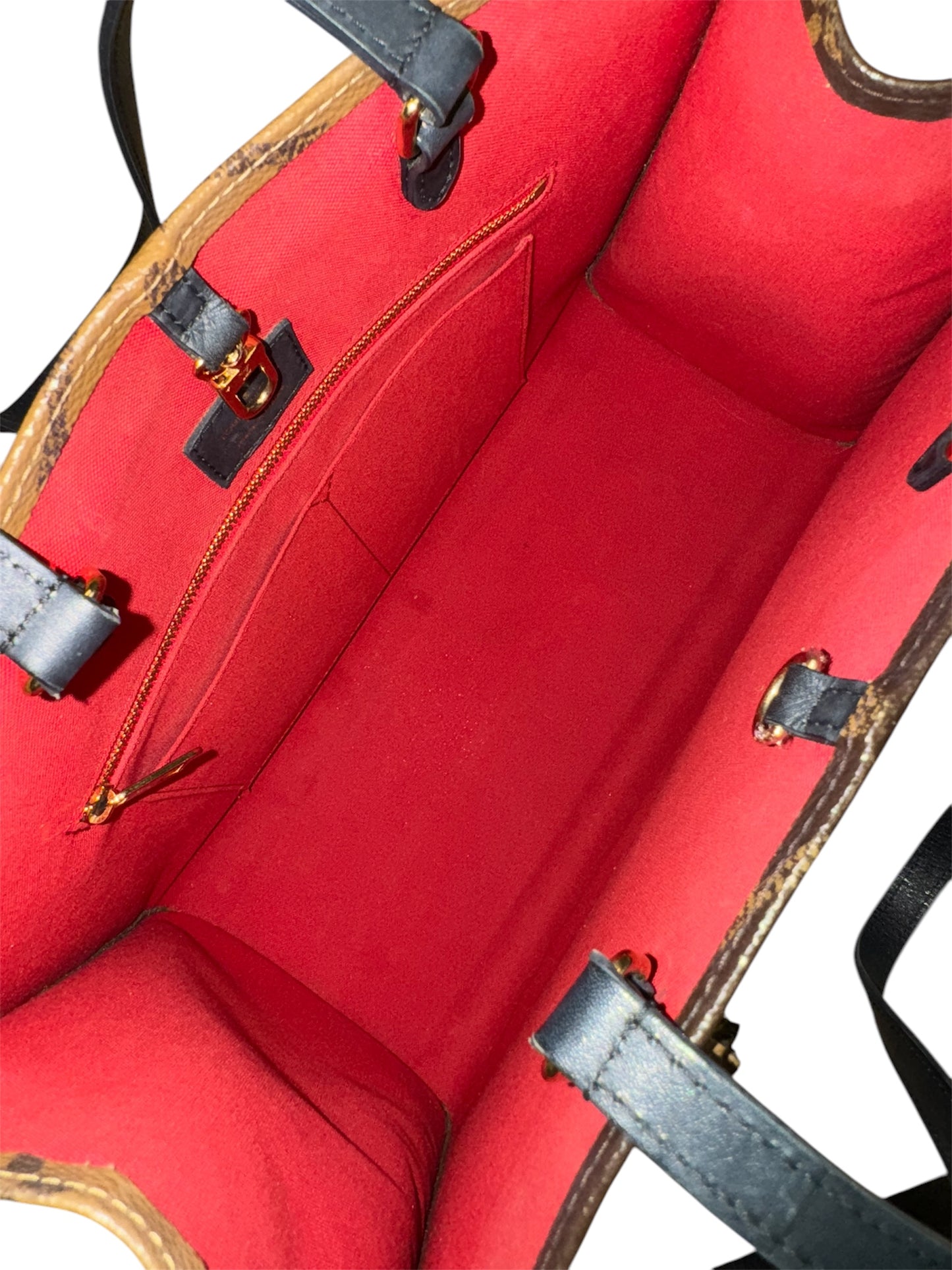Louis Vuitton OnTheGo Canvas MM