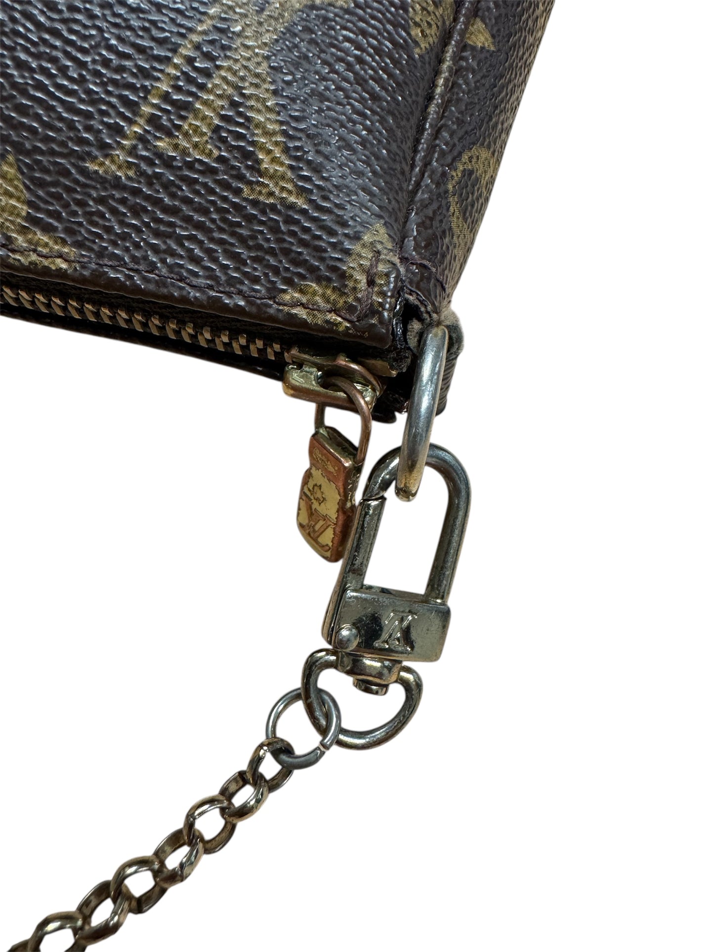 Louis Vuitton Pochette