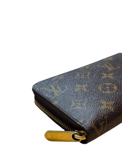 Louis Vuitton Monogram Zippy Wallet