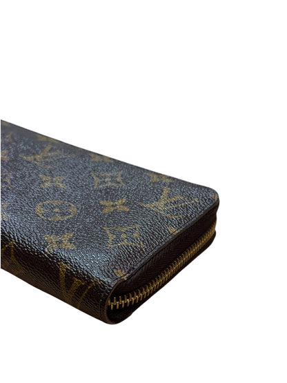 Louis Vuitton Monogram Zippy Wallet